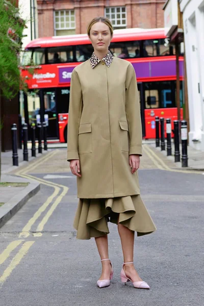 Look 1